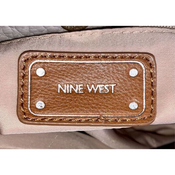 Nine West Coralia Gray Faux Leather Mini Tunnel Crossbody/Clutch - Picture 14 of 15